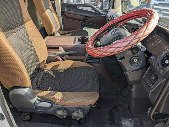 日野 レンジャー 中型 冷蔵冷凍バン 2KG-FC2ABA(100778) 37枚目