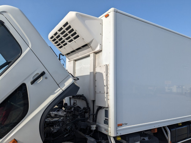 日野 レンジャー 中型 冷蔵冷凍バン 2KG-FC2ABA(100778) 44枚目