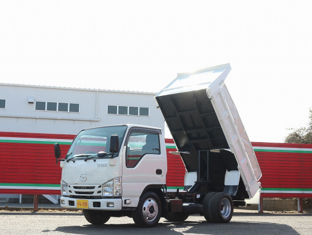 マツダ タイタン 小型 土砂ダンプ 2RG-LKR88AD(100780) 1枚目