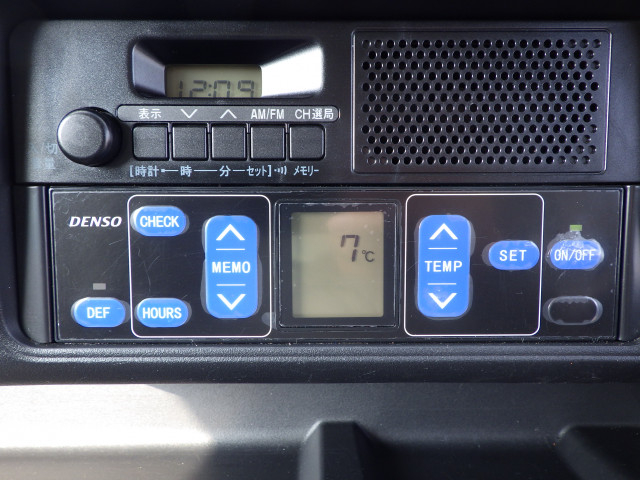 ダイハツ ハイゼット 軽 冷蔵冷凍バン 3BD-S500P(100781) 13枚目