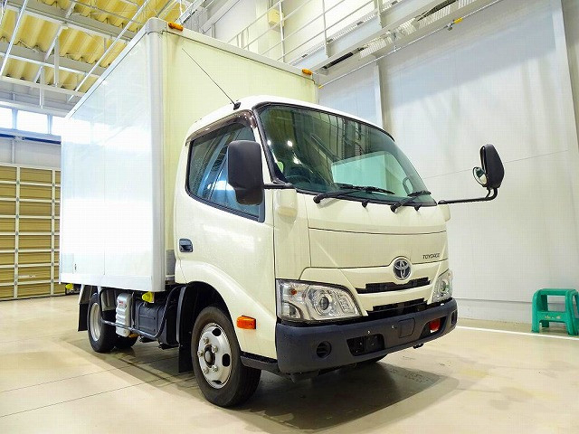トヨタ トヨエース 小型 バン 2RG-XZC605(100792) 2枚目