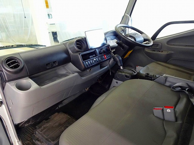 トヨタ トヨエース 小型 バン 2RG-XZC605(100792) 7枚目