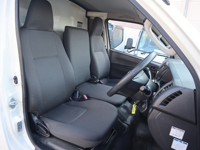 トヨタ ハイエース 小型 冷蔵冷凍バン QDF-GDH201V(100791) 31枚目