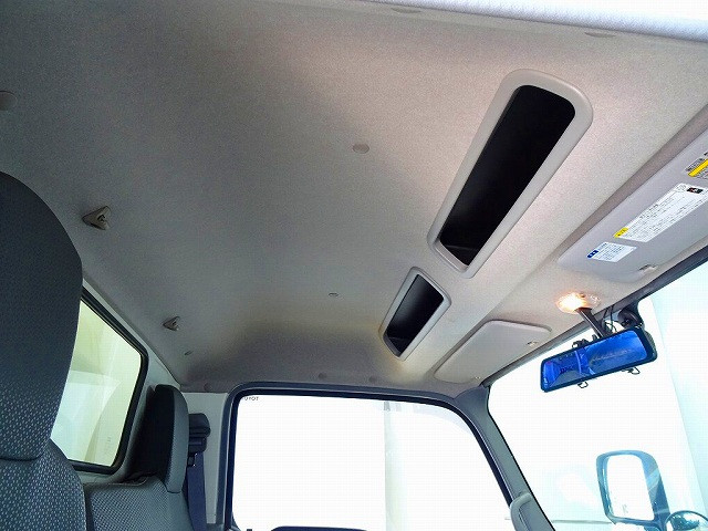 トヨタ トヨエース 小型 バン 2RG-XZC605(100792) 15枚目