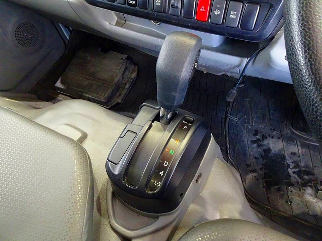 トヨタ トヨエース 小型 バン 2RG-XZC605(100792) 17枚目