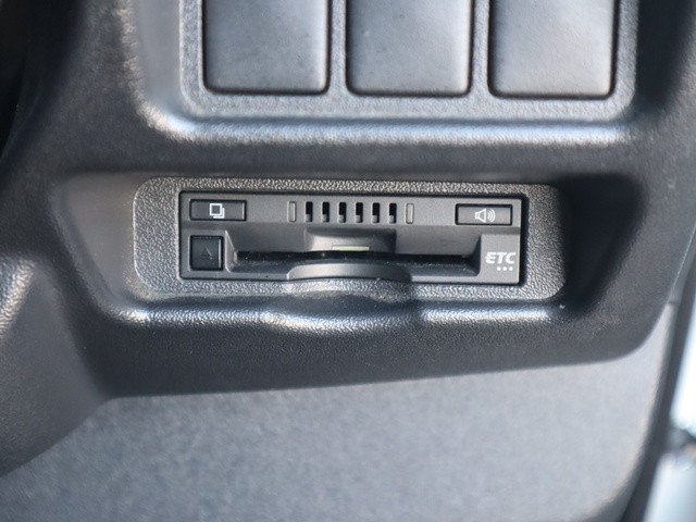 トヨタ ハイエース 小型 冷蔵冷凍バン QDF-GDH201V(100791) 37枚目