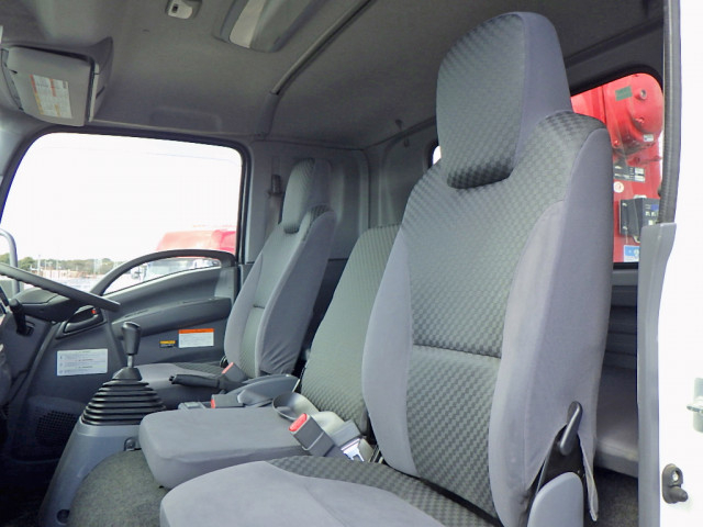 いすゞ フォワード 中型 平ボディ（クレーン付） 2RG-FRR90S2(100796) 13枚目