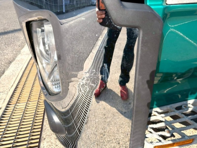 Nissan UD quon Large Flat body 2PG-CG5CE(100800) 15枚目