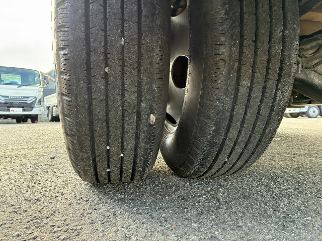 Isuzu elf Small Flat body 2RG-NPR88AR(100801) 26枚目