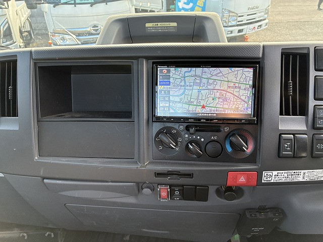 Isuzu elf Small Flat body 2RG-NPR88AR(100801) 38枚目