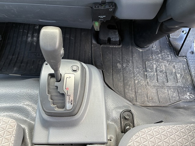 Isuzu elf Small Flat body 2RG-NPR88AR(100801) 40枚目