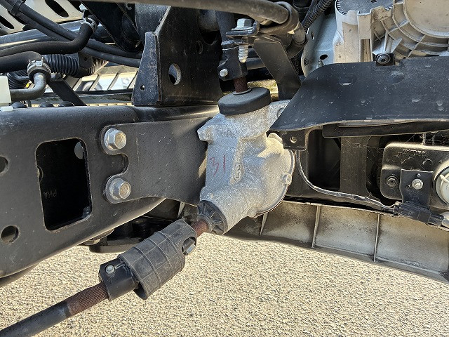 Isuzu elf Small Flat body 2RG-NPR88AR(100801) 48枚目