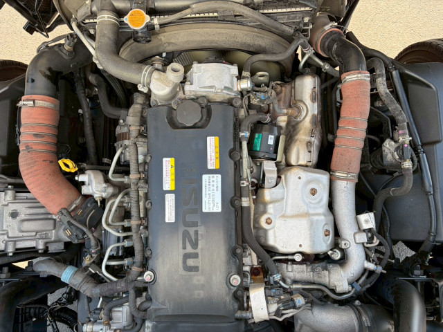 いすゞ エルフ 小型 バン 2RG-NPR88N(100802) 35枚目