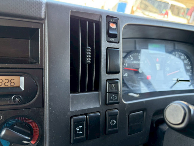 いすゞ エルフ 小型 バン 2RG-NPR88N(100802) 46枚目