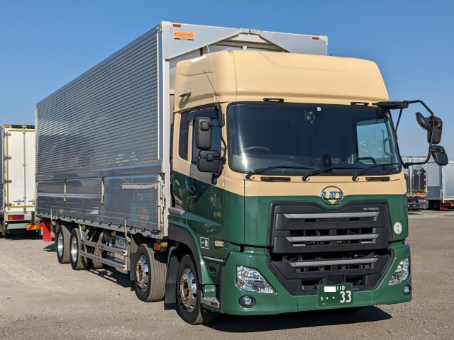 UDトラックス（日産） クオン 大型 ウィング 2PG-CG5CA(100809) 2枚目