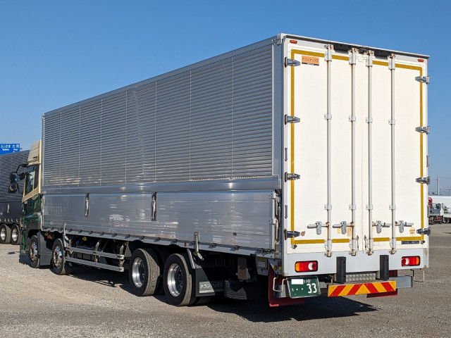 UDトラックス（日産） クオン 大型 ウィング 2PG-CG5CA(100809) 3枚目