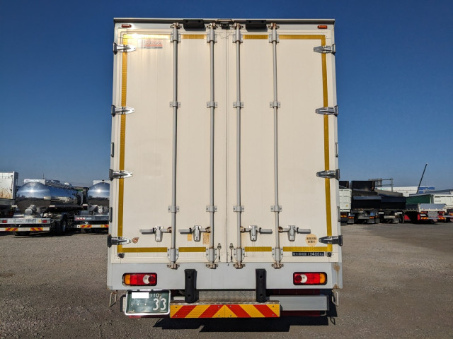 UDトラックス（日産） クオン 大型 ウィング 2PG-CG5CA(100809) 7枚目