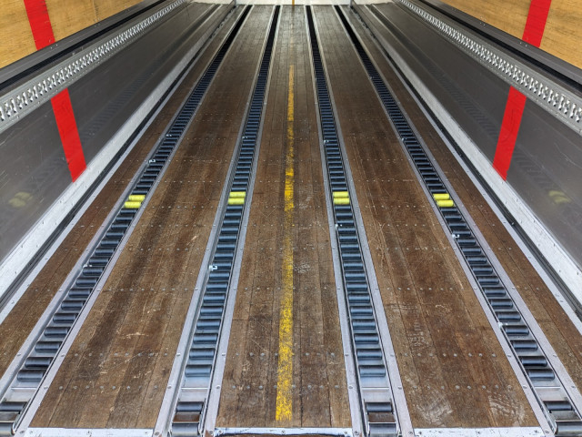 いすゞ ギガ 大型 ウィング 2PG-CYJ77C(100808) 11枚目