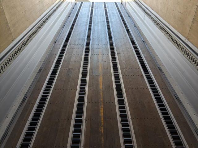 いすゞ ギガ 大型 ウィング 2PG-CYJ77C(100808) 15枚目