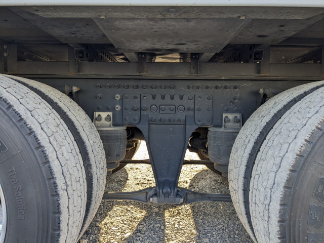 UDトラックス（日産） クオン 大型 ウィング 2PG-CG5CA(100809) 23枚目