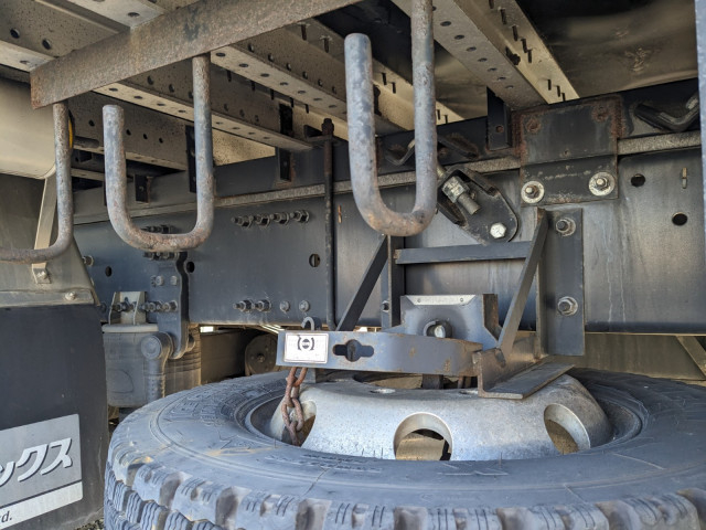 UDトラックス（日産） クオン 大型 ウィング 2PG-CG5CA(100809) 24枚目