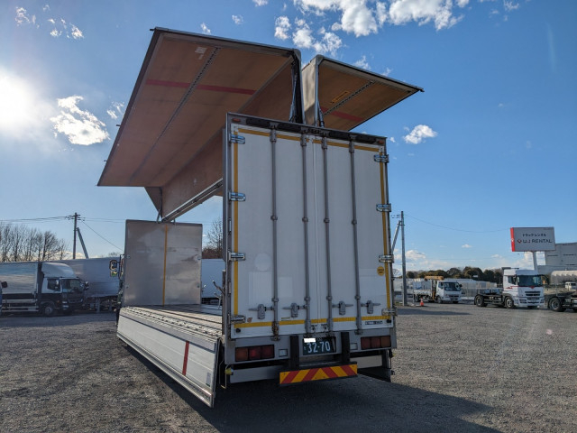 いすゞ ギガ 大型 ウィング 2PG-CYJ77C(100808) 36枚目