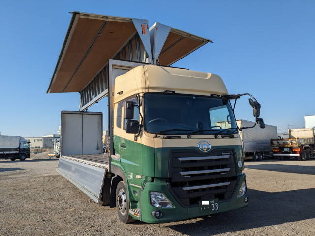 UDトラックス（日産） クオン 大型 ウィング 2PG-CG5CA(100809) 34枚目