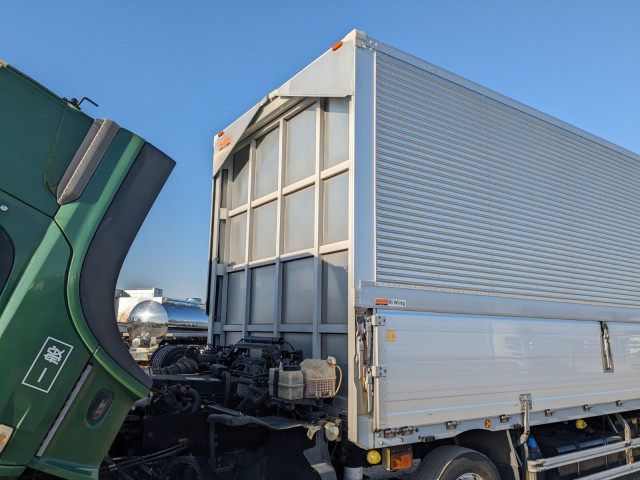 UDトラックス（日産） クオン 大型 ウィング 2PG-CG5CA(100809) 48枚目