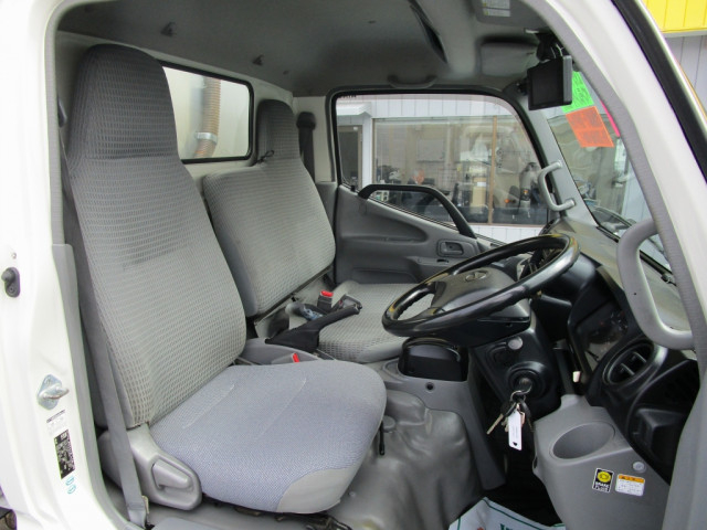 日野 デュトロ 小型 バン TPG-XZU655M(100810) 6枚目