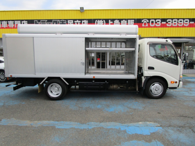 日野 デュトロ 小型 バン TPG-XZU655M(100810) 9枚目