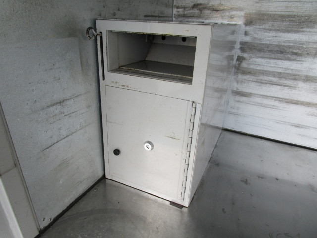 日野 デュトロ 小型 バン TPG-XZU655M(100810) 17枚目