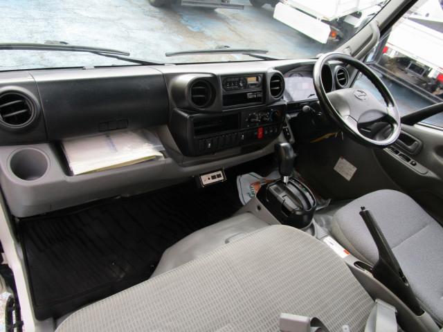 日野 デュトロ 小型 バン TPG-XZU655M(100810) 37枚目