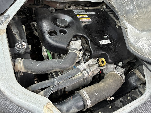 いすゞ エルフ 小型 Wキャブ TRG-NHR85A(100812) 20枚目