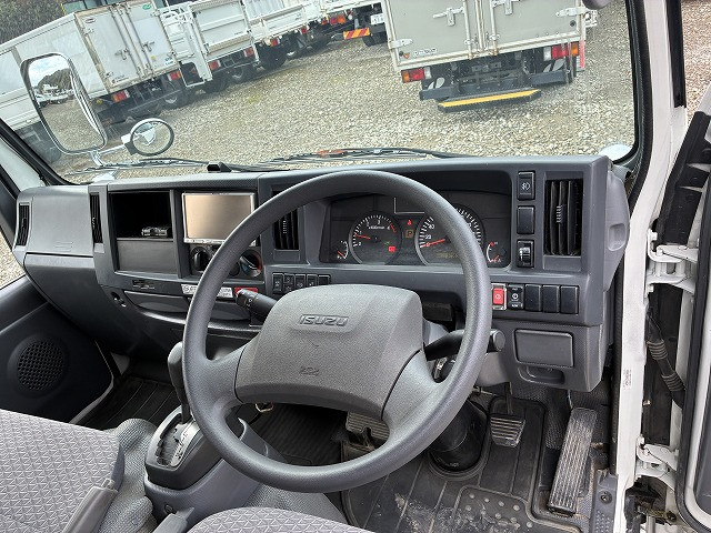 いすゞ エルフ 小型 Wキャブ TRG-NHR85A(100812) 32枚目