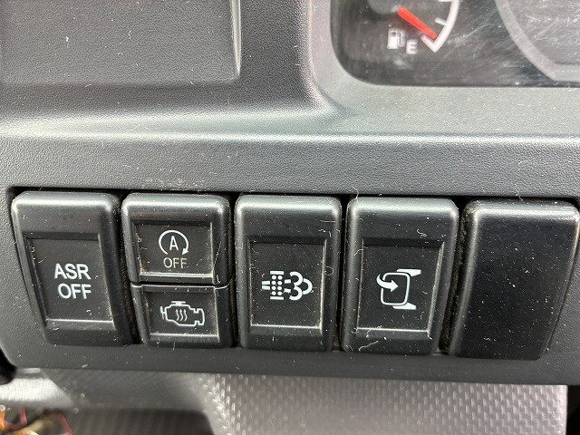 いすゞ エルフ 小型 Wキャブ TRG-NHR85A(100812) 35枚目