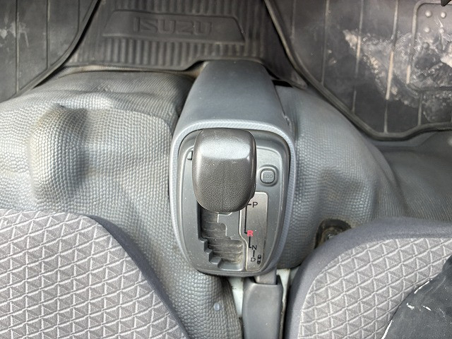 いすゞ エルフ 小型 Wキャブ TRG-NHR85A(100812) 36枚目