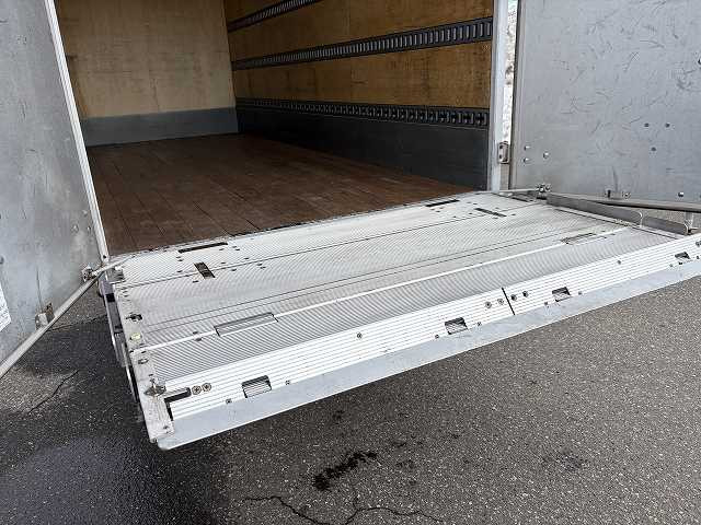 日野 デュトロ 小型 バン TKG-XZU695M(100828) 13枚目