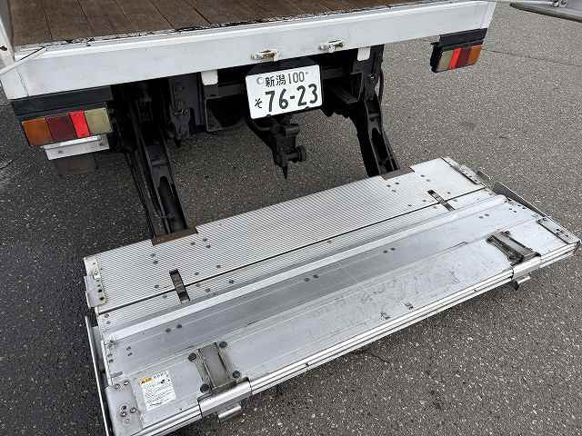 日野 デュトロ 小型 バン TKG-XZU695M(100828) 16枚目