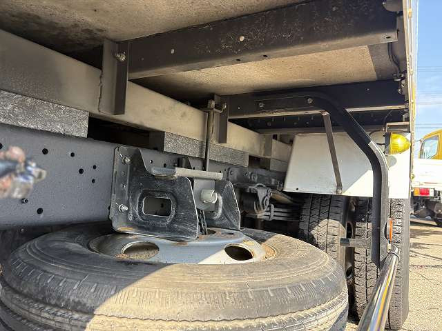 日野 デュトロ 小型 バン TKG-XZU695M(100828) 24枚目