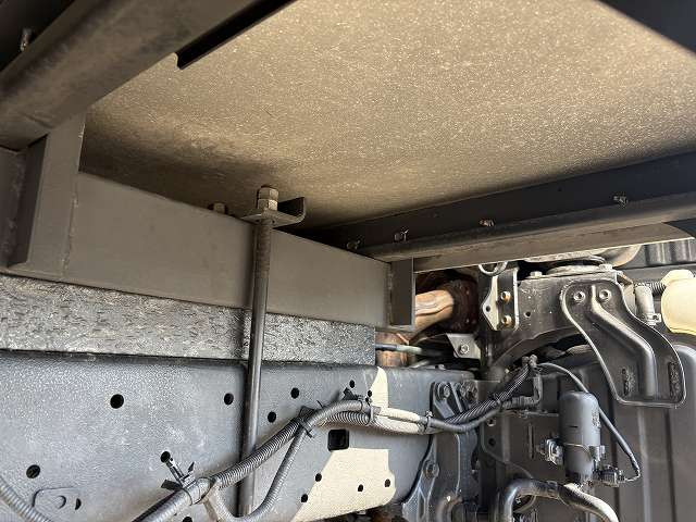 日野 デュトロ 小型 バン TKG-XZU695M(100828) 32枚目