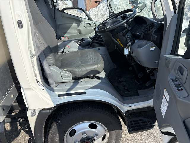 日野 デュトロ 小型 バン TKG-XZU695M(100828) 46枚目