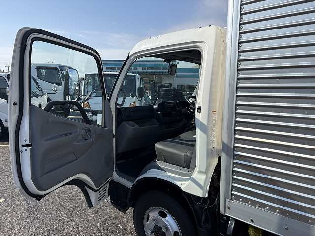 日野 デュトロ 小型 バン TKG-XZU695M(100828) 48枚目