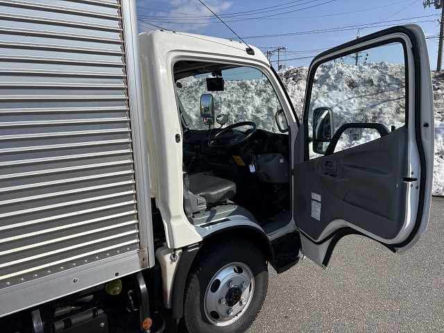 日野 デュトロ 小型 バン TKG-XZU695M(100828) 49枚目