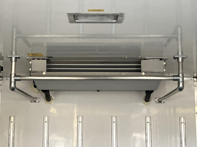 マツダ タイタン 小型 冷蔵冷凍バン TRG-LHR85AN(100829) 9枚目