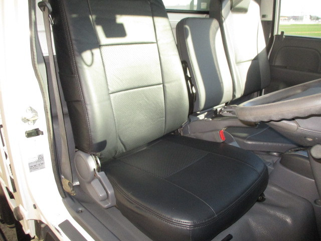 いすゞ エルフ 小型 平ボディ TRG-NKR85A(100830) 14枚目