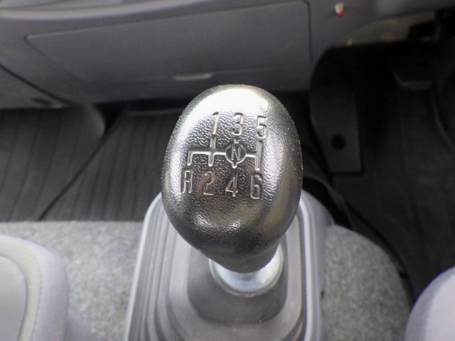 いすゞ フォワード 中型 平ボディ（クレーン付） 2RG-FRR90S2(100831) 15枚目