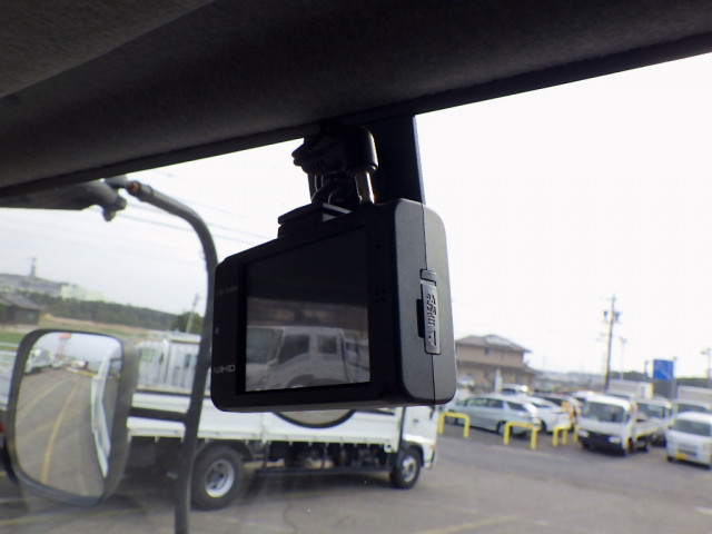 いすゞ フォワード 中型 平ボディ（クレーン付） 2RG-FRR90S2(100831) 16枚目