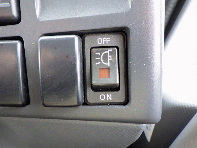 いすゞ フォワード 中型 平ボディ（クレーン付） 2RG-FRR90S2(100831) 22枚目