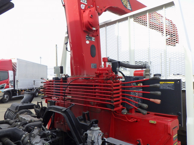 いすゞ フォワード 中型 平ボディ（クレーン付） 2RG-FRR90S2(100831) 35枚目