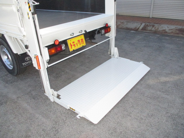 トヨタ トヨエース 小型 平ボディ ABF-TRY230(100833) 4枚目